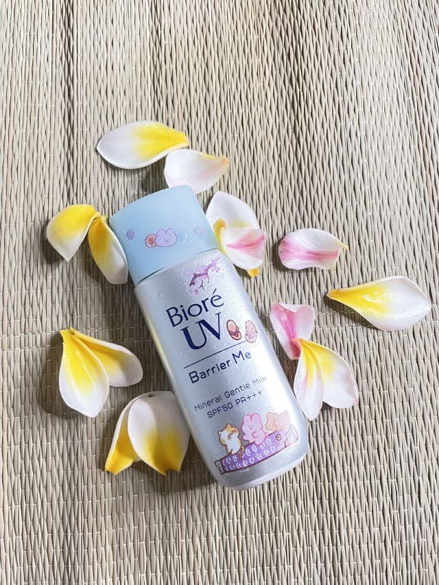 Biore UV Barrier Me Mineral Gentle Milk SPF 50 PA+++ review photo by DewyCica