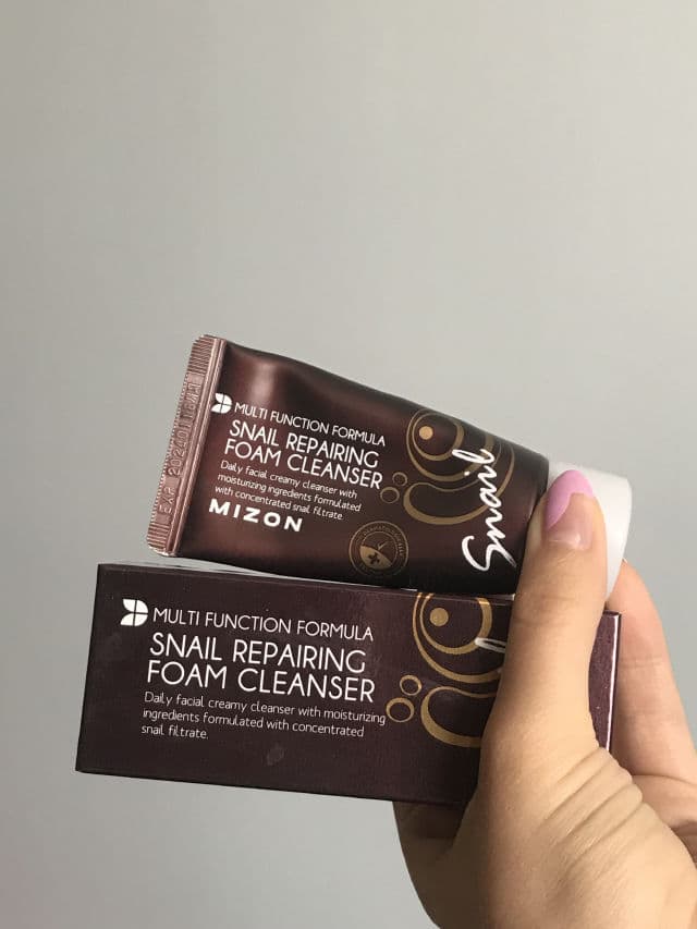 Mizon Snail Repairing Foam Cleanser review photo by ElaValim