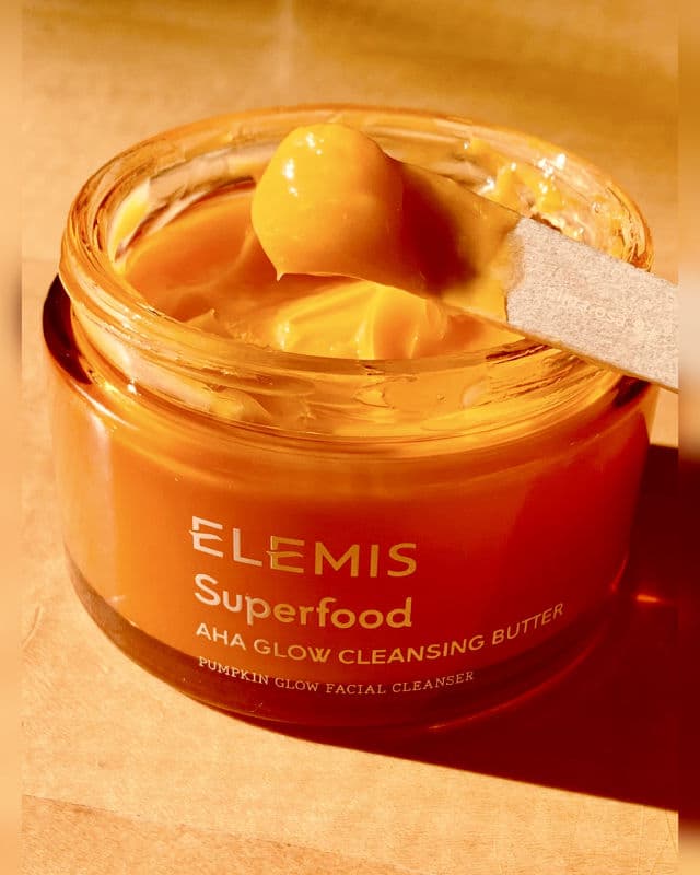 Elemis Superfood AHA Glow Cleansing Butter review photo by Elina
