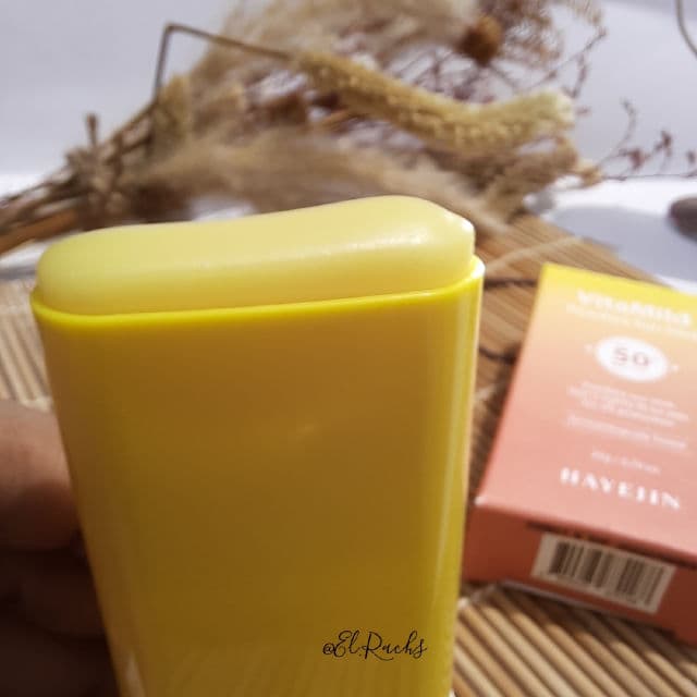 HAYEJIN VitaMild Powdery Sun Stick SPF50+ PA++++ review photo by ElleRachs