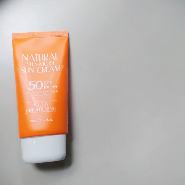 3wClinic Natural Vita Moist Sun Cream SPF50+ PA+++ review photo by Fadya