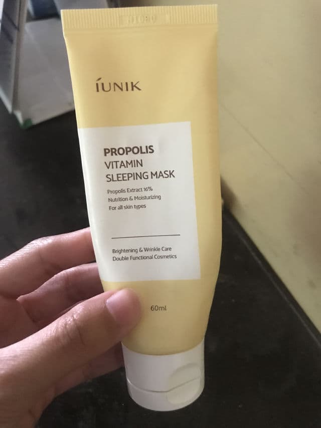 Iunik Propolis Vitamin Sleeping Mask review photo by Farya