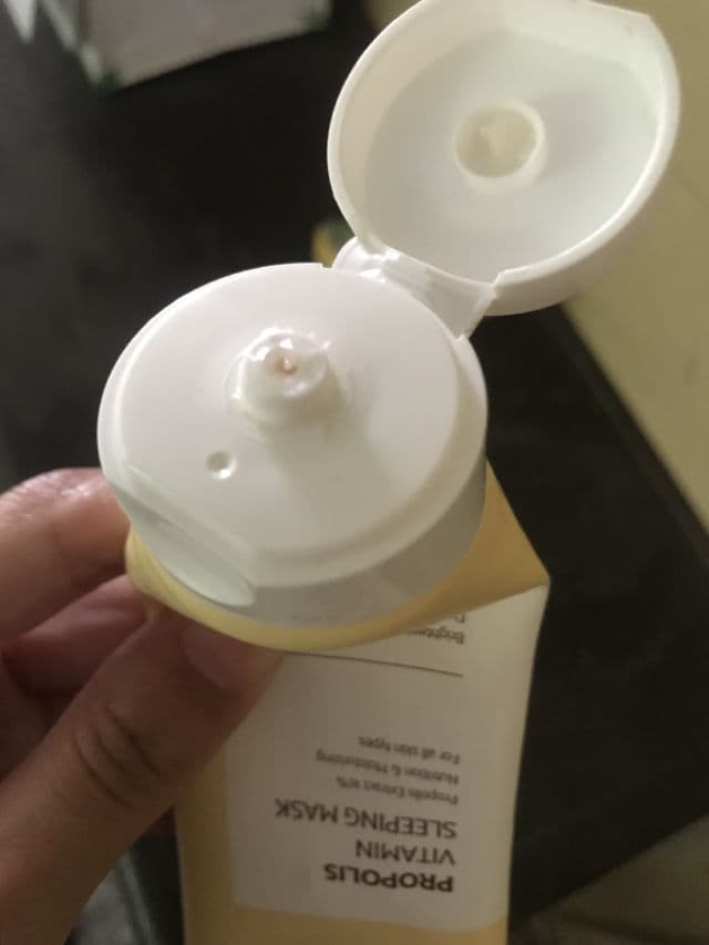 Iunik Propolis Vitamin Sleeping Mask review photo by Farya
