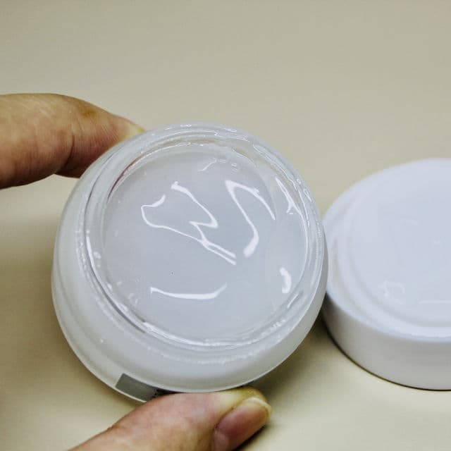 Glowlabs Peptide Moist review photo by Ferend