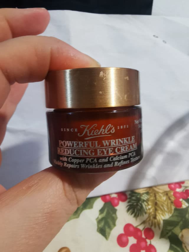 Kiehl's Powerful Wrinkle Reducing Eye Cream review photo by FernandaMaxwell