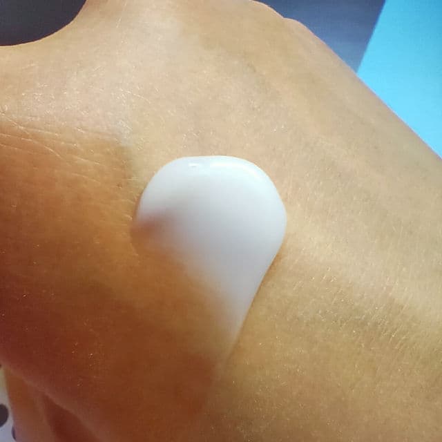 Avene Hydrance Aqua-Gel Hydrating Aqua Cream-in-Gel review photo by FrenchyPeach19