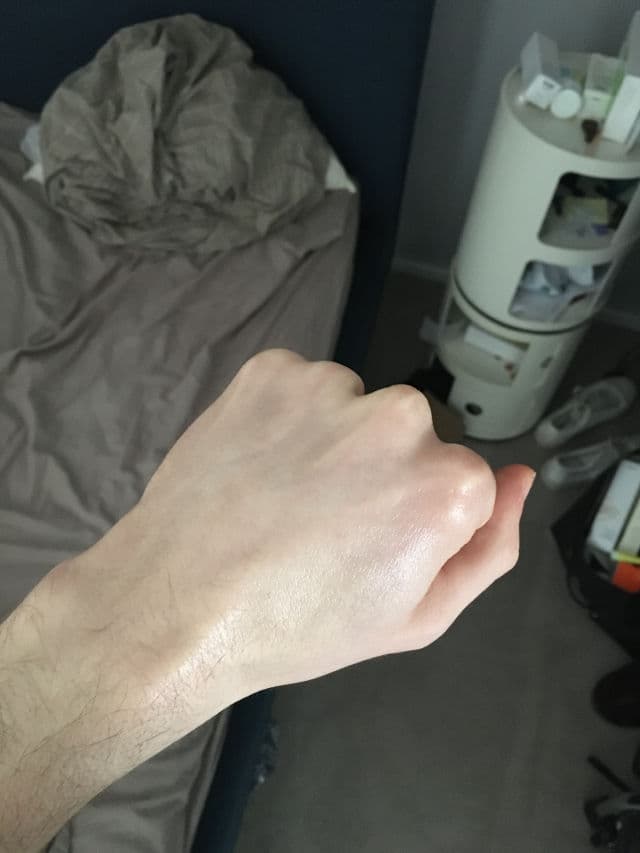 Wellage Hyper Toning Sun Ampoule [SPF50+/PA++++] review photo by GL23