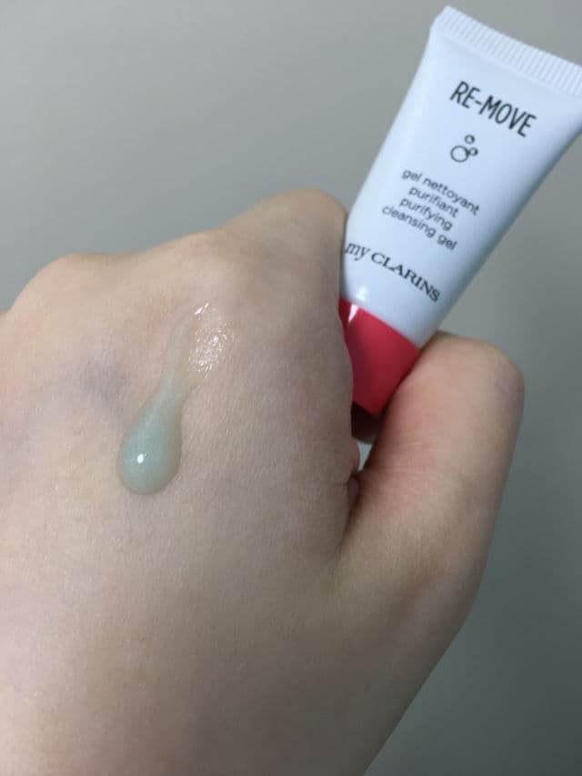 My Clarins Re-Move Purifying Cleansing Gel review photo by Glowingclouds
