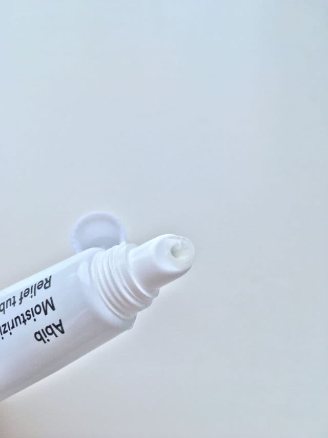 Abib Moisturising Lip Balm Relief Tube review photo by Glowingclouds