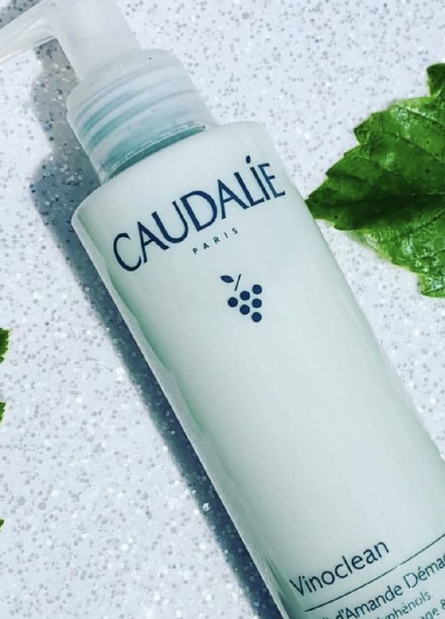 Caudalie Paris Vinoclean Gentle Cleansing Almond Milk review photo by Glowupjodie