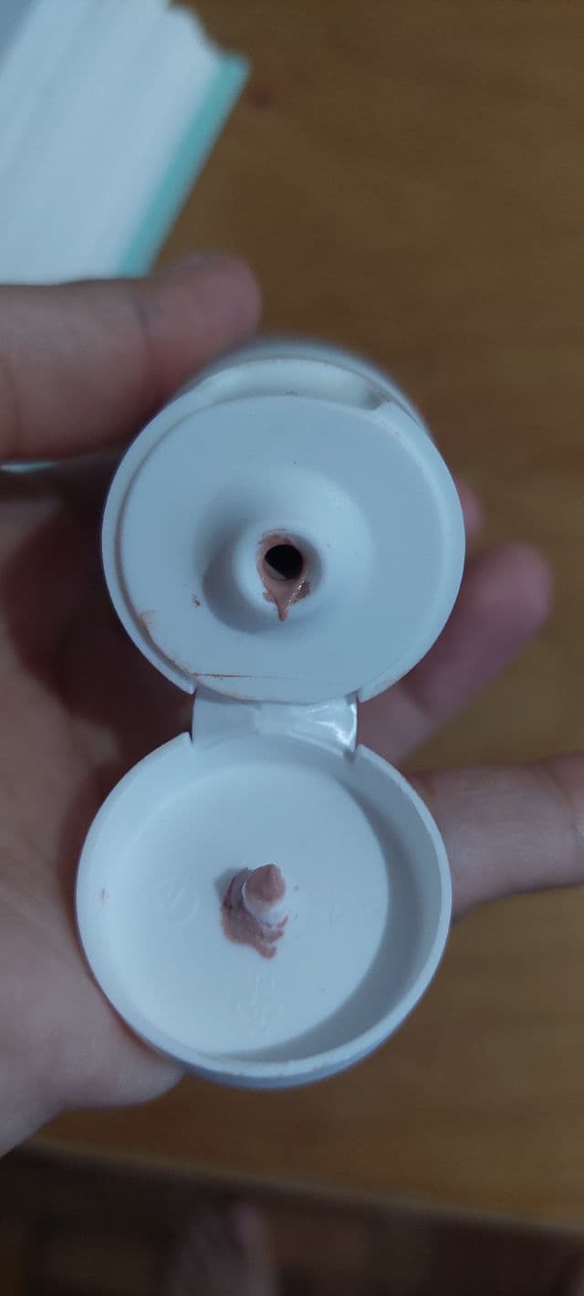 QUICK FX Pimple Eraser Rescue Skin Tint review photo by Gray17