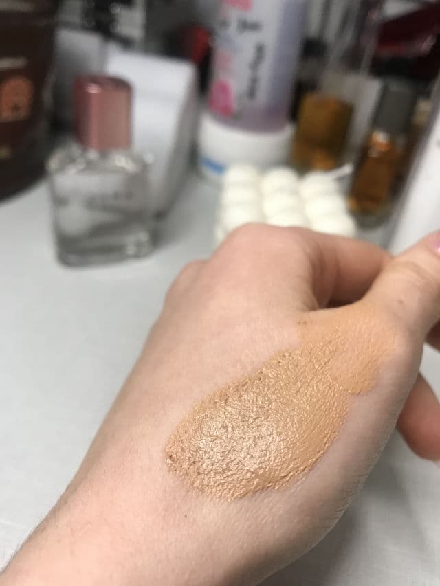 FrezyDerm Sun Screen Color Velvet Face Cream SPF 50+ review photo by Grethi