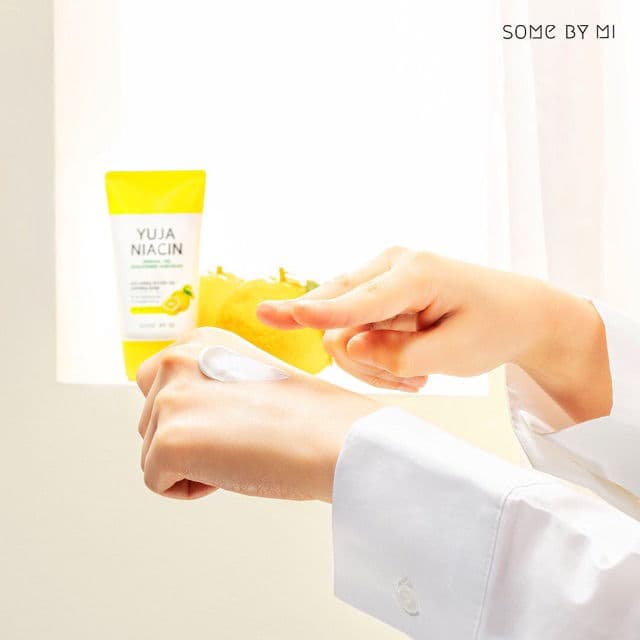 Some By Mi Yuja Niacin Mineral 100 Brightening Suncream review photo by HananAdzman