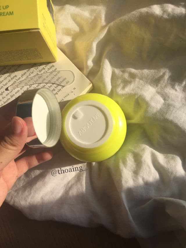 ABOUT ME Skin Tone Up Massage Cream 150ml review photo by Vivianie