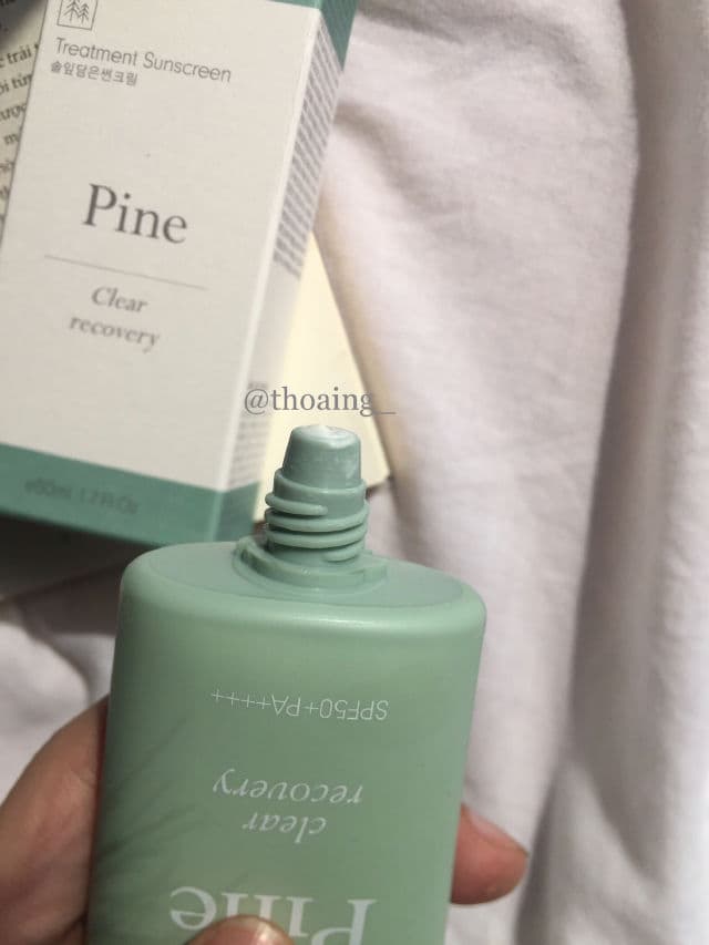 9Wishes Pine Treatment Sunscreen SPF50 + PA ++++ review photo by Vivianie