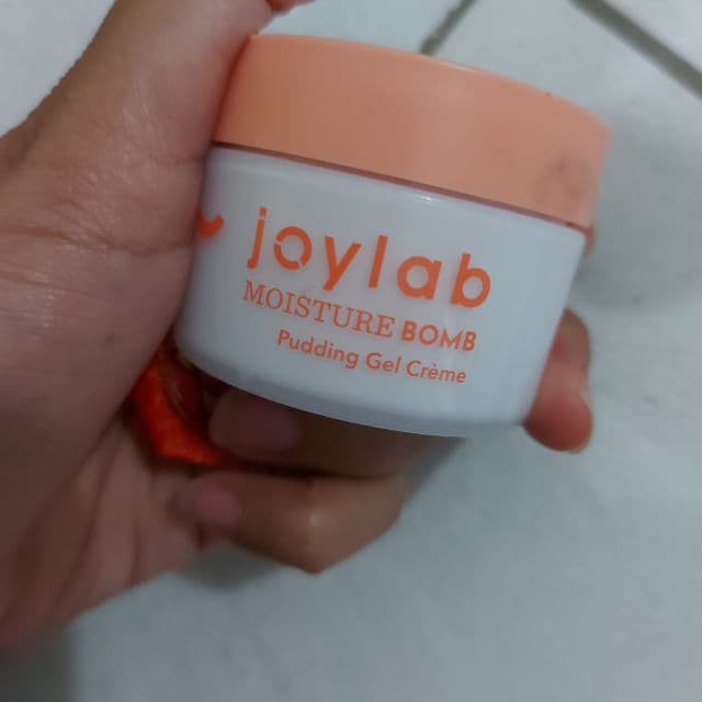 Joylab Moisture Bomb – Pudding Gel Creme review photo by Hadharatina