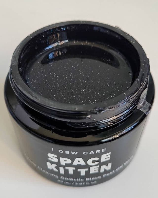 I Dew Care Space Kitten Exfoliating Galactic Black Peel Off Mask review photo by HelgaAv