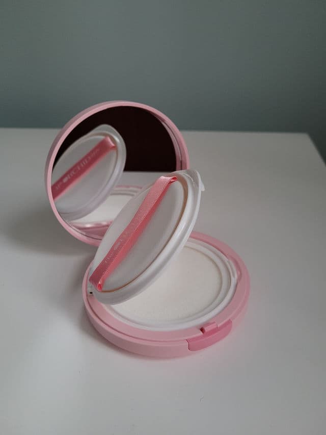 The Orchid Skin Water Powder Cushion review photo by HelgaAv