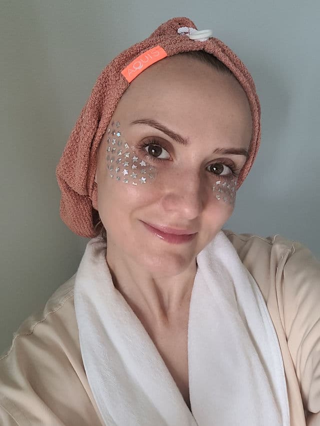 Bliss The Detoxifier Holographic Foil Sheet Mask with Charcoal Powder review photo by HelgaAv