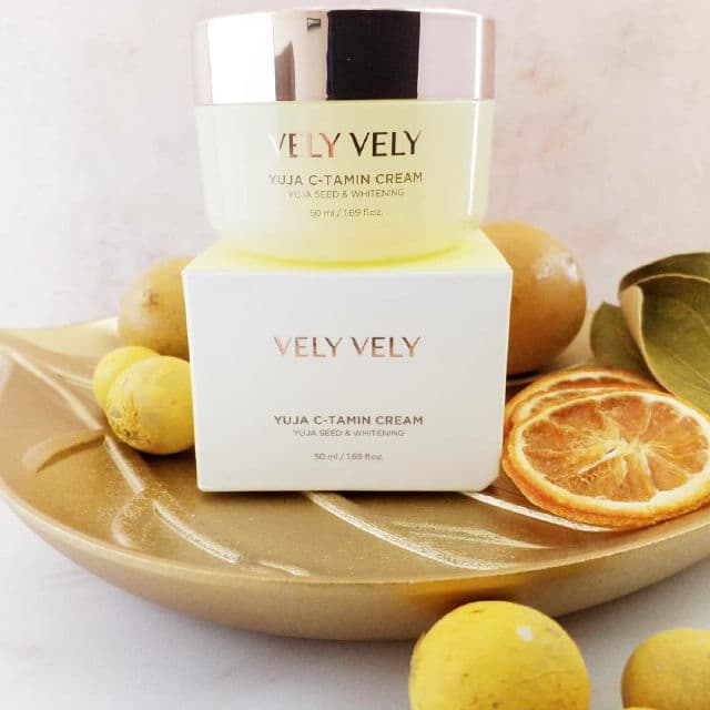 Vely Vely Yuja C-tamin Cream review photo by Hendrika01
