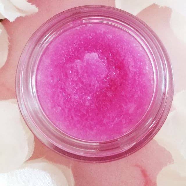 Herbal Dynamics Beauty LipSooth™ Acai & Mango Sugar Lip Scrub review photo by Hendrika01