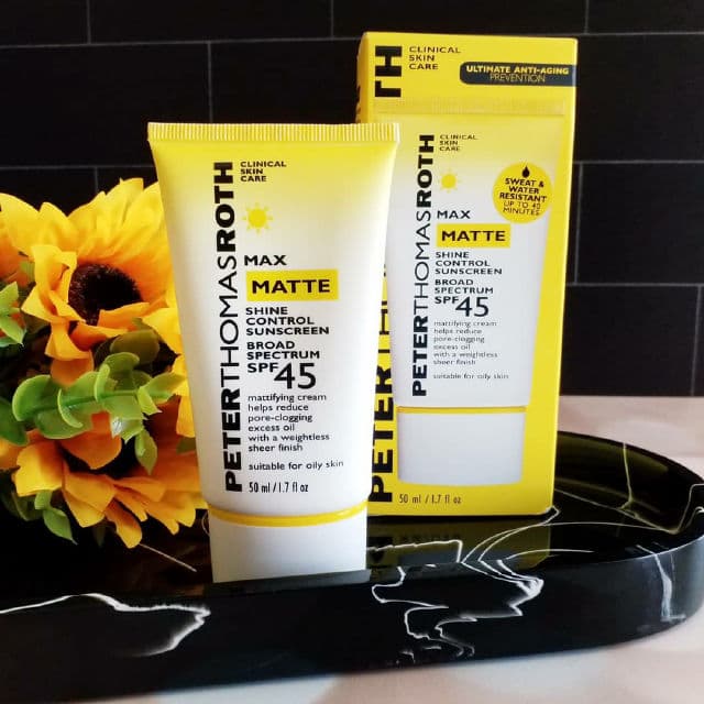 Peter Thomas Roth Max Matte Shine Control Sunscreen Broad Spectrum SPF 45 review photo by Hendrika01