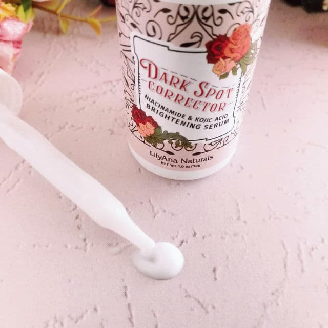 LilyAna Naturals Dark Spot Corrector Brightening Serum review photo by Hendrika01