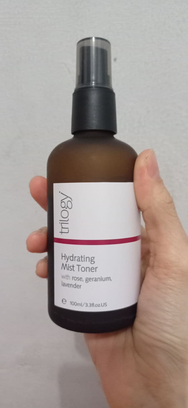 Trilogy Hydrating Mist Toner review photo by Hollykatarina