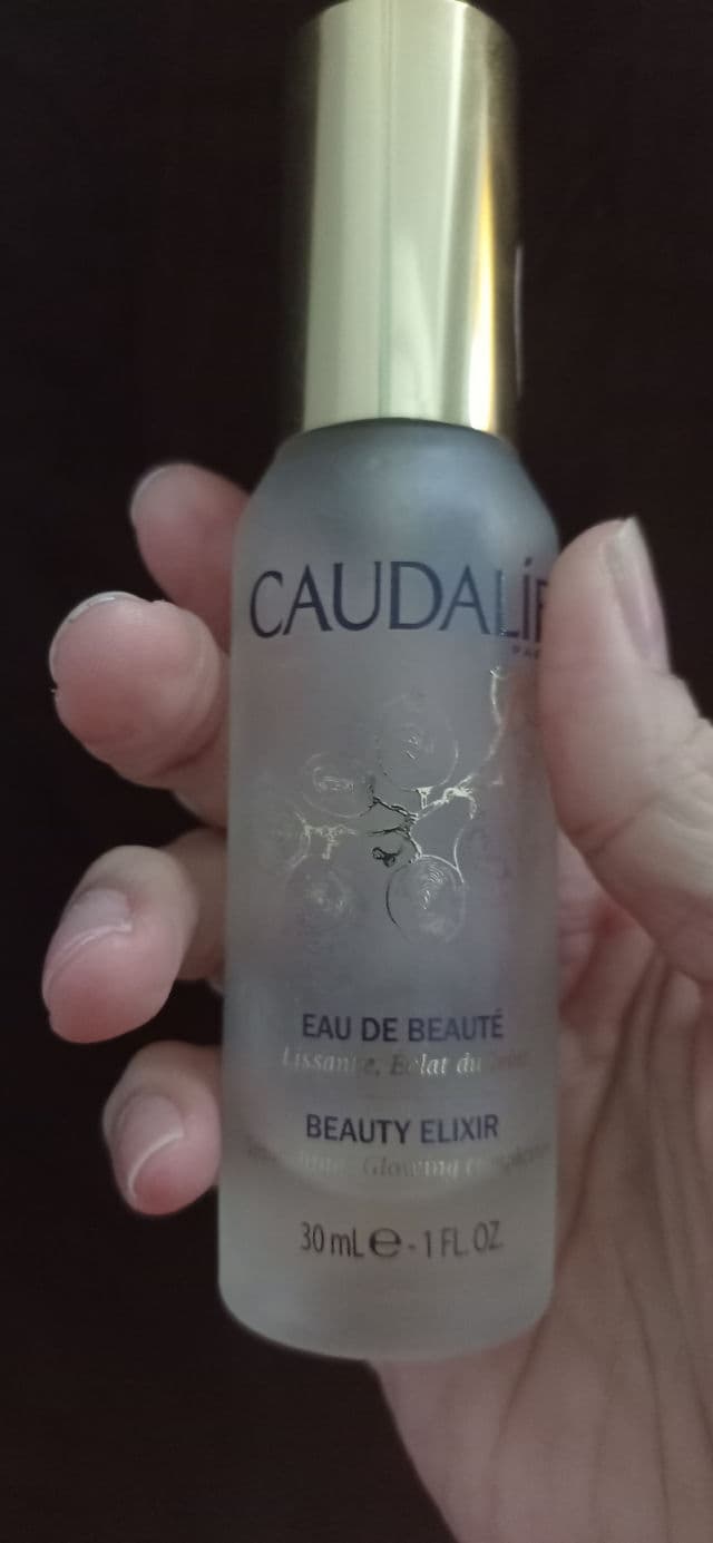 Caudalie Paris Beauty Elixir review photo by Hollykatarina