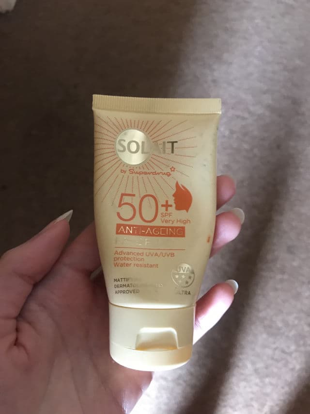 Superdrug Solait Anti-Ageing Face Fluid SPF30 review photo by HoneyBeautyBlog