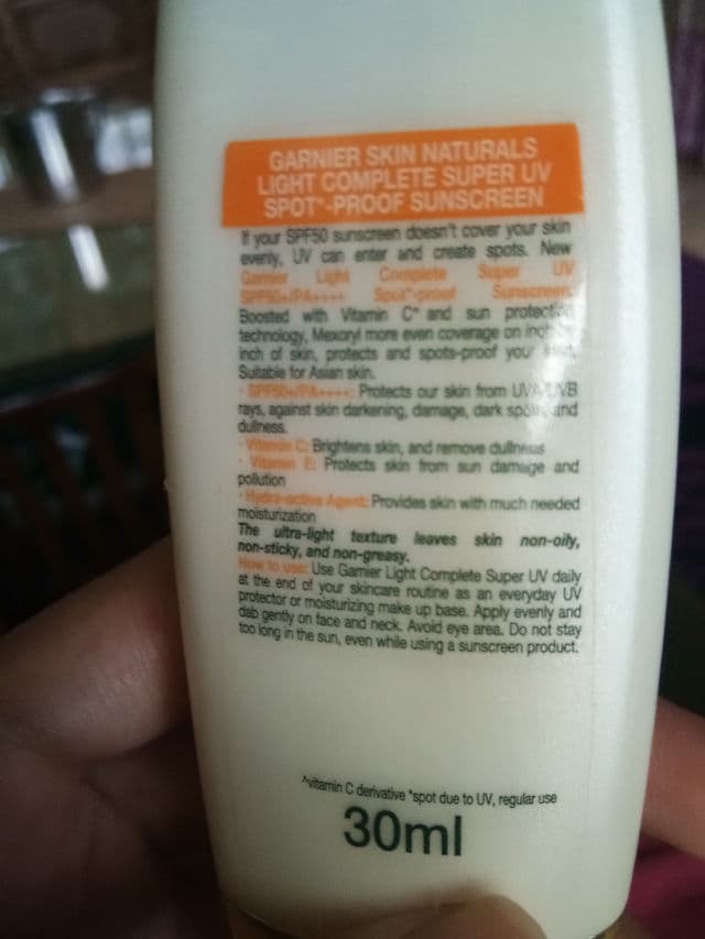 Garnier Light Complete Super UV Natural SPF 50 review photo by Wistri