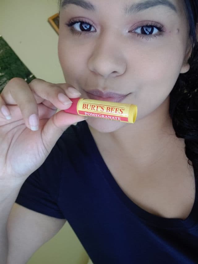 Burt's Bees Pomegranate Lip Balm review photo by Influjessy6