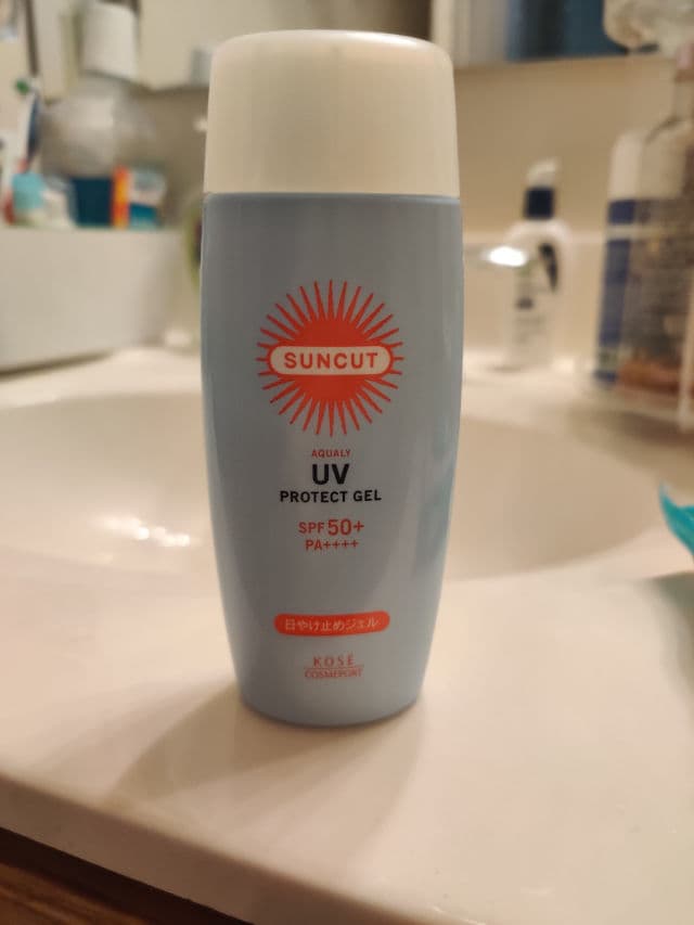 Kose Suncut Ultra UV Aqualy Protect Gel SPF50+ PA++++ review photo by JakeL