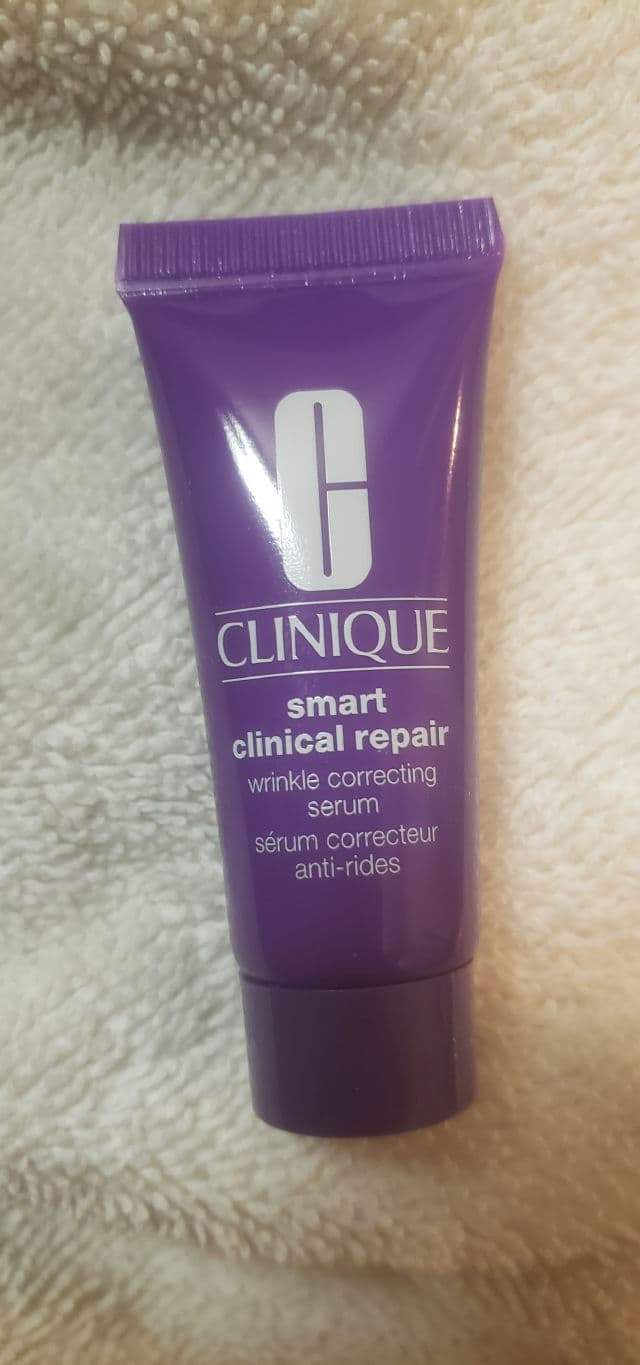 Clinique Smart Clinical Repair™ Wrinkle Correcting Serum review photo by JamieLeAnn