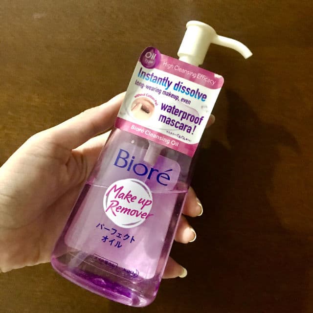 Biore Cleansing Oil review photo by Janetliono