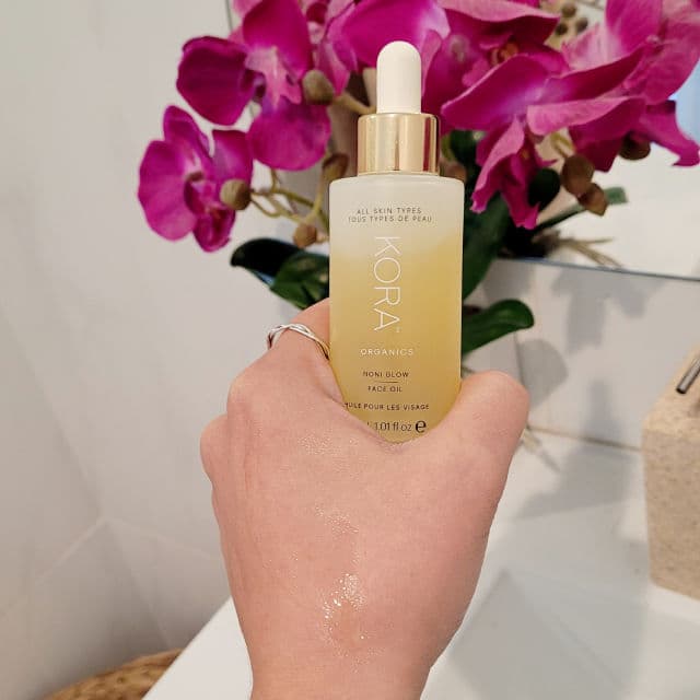 KORA Organics Noni Glow Face Oil review photo by JelenaaJekkii