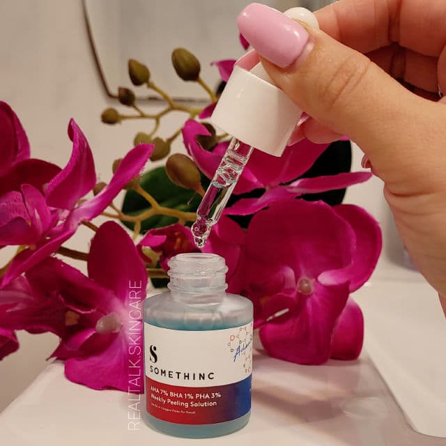 Somethinc AHA 7%, BHA 1%, PHA 3% Weekly Peeling Solution review photo by JelenaaJekkii
