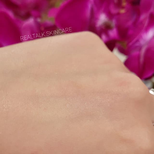 Somethinc AHA 7%, BHA 1%, PHA 3% Weekly Peeling Solution review photo by JelenaaJekkii