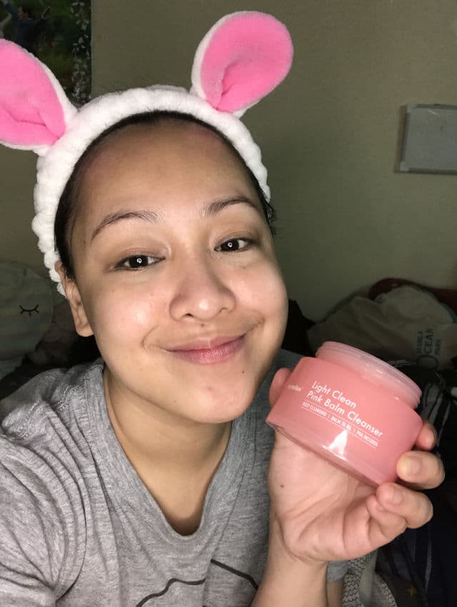 DAYMELLOW Light Clean Pink Balm Cleanser review photo by Jhammaey
