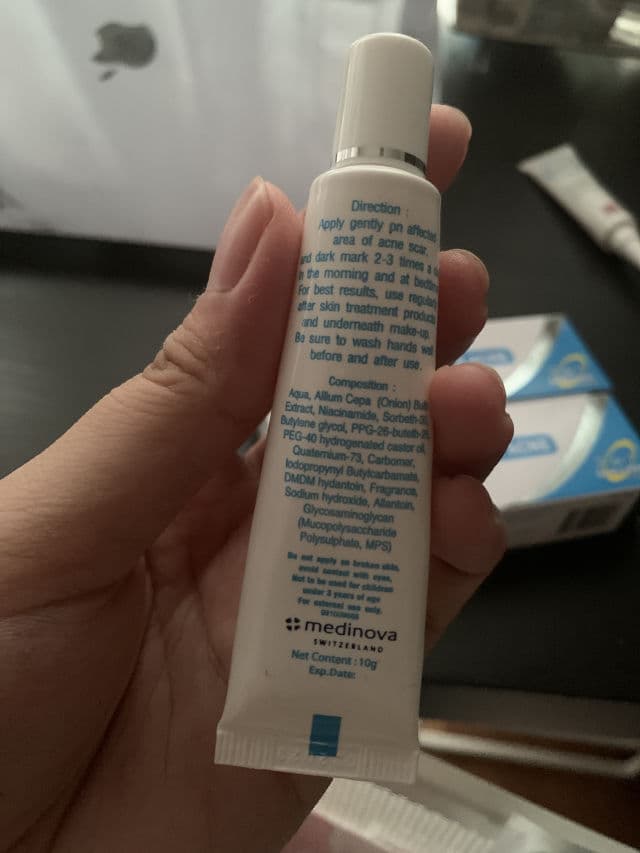 Hiruscar Post Acne Gel for Acne Scar and Dark Marks review photo by JiaWennb