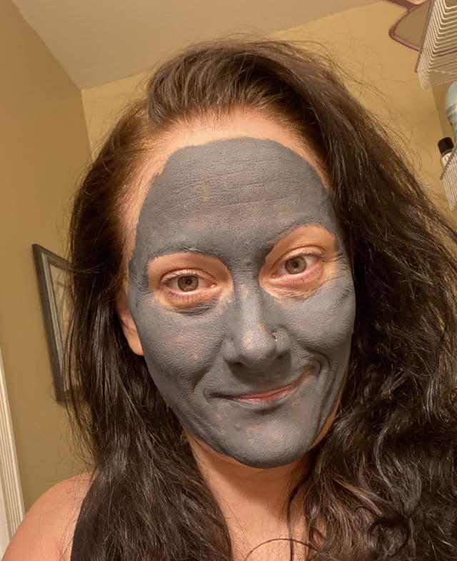 C'est Moi Purifying Charcoal Clay Facial Mask review photo by JojoK