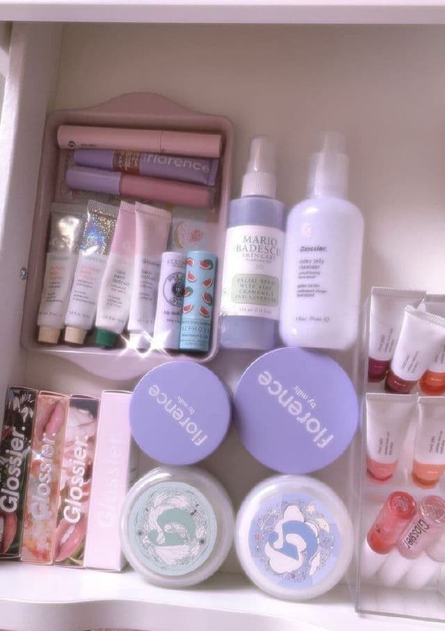 Glossier Original Balm Dotcom review photo by KarinaY