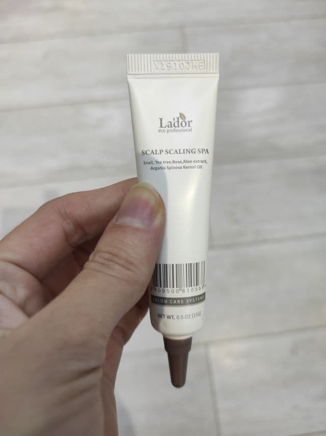 LADOR Scalp Scaling Spa Ampoule review photo by Katherina
