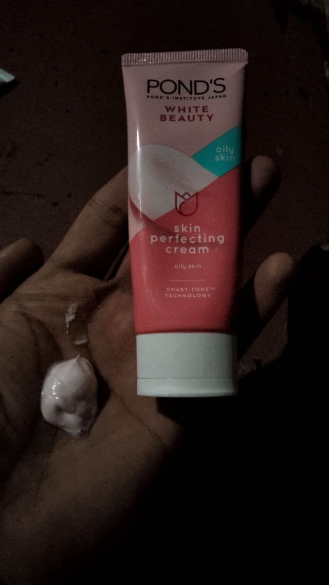Pond's White Beauty Detox Perfecting Cream For Oily Skin review photo by Katho