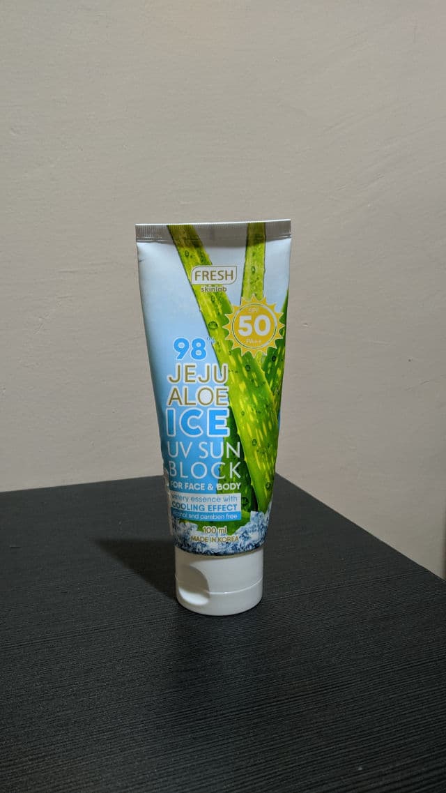 Fresh Skinlab Jeju Aloe Ice Sunblock SPF50 review photo by Kirin