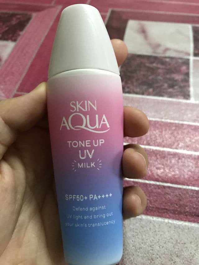 SKIN AQUA Tone Up UV Milk Sunscreen SPF 50+/PA++++ review photo by Kittycute