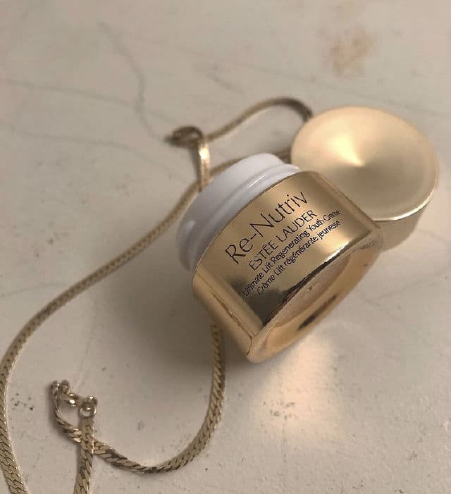 Estee Lauder Re-Nutriv Intensive Age Renewal Creme review photo by Kkace