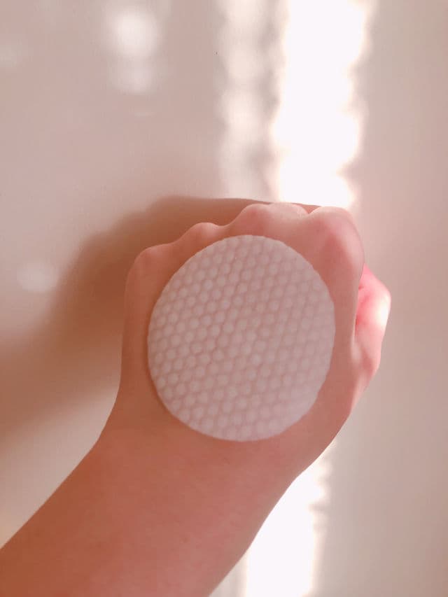 CELIMAX Jiwoogae Heartleaf BHA Peeling Pad review photo by Klyn