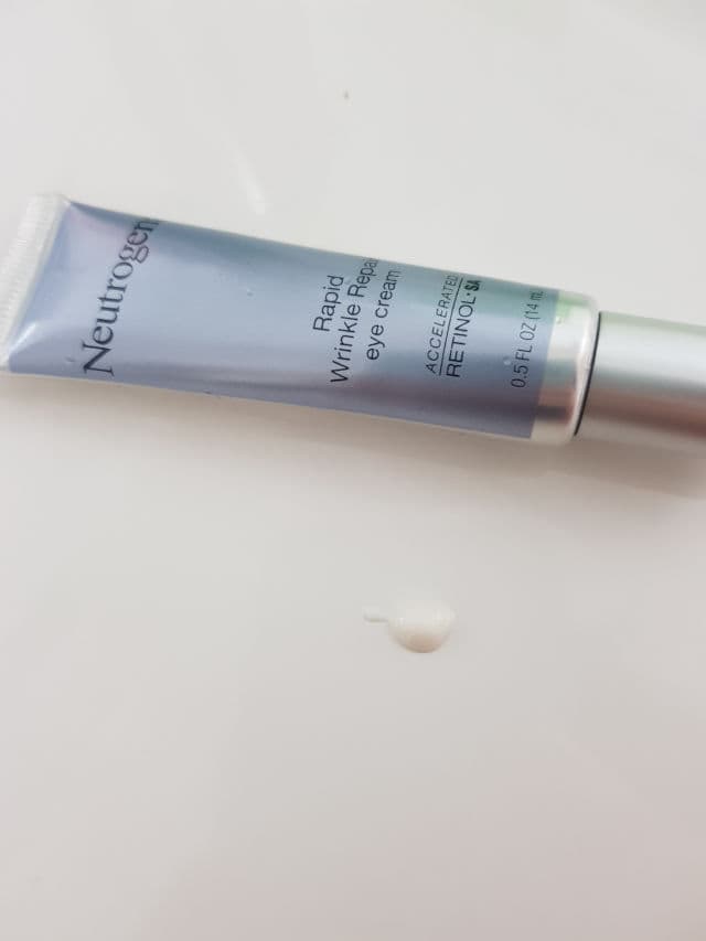 Neutrogena Rapid Wrinkle Repair Eye Cream review photo by Koemi