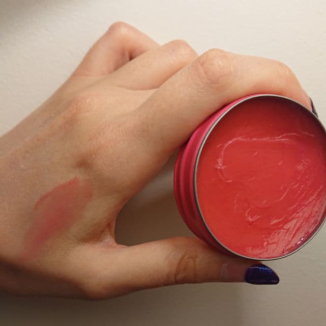 Vaseline Lip Therapy Rosy Lips Tin review photo by Kurinkito